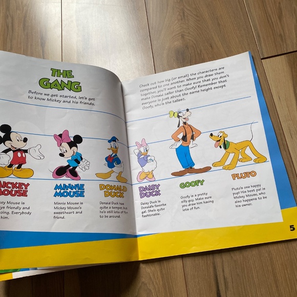 Disney Mickey Mouse Drawing Book - Picture 5 of 16